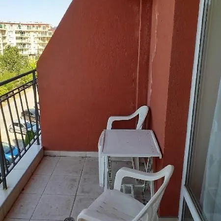 Апартамент В Афродита 1 *